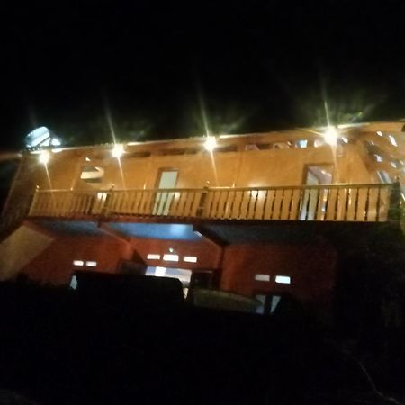 Cong Troi Homestay Ha Giang Exteriör bild