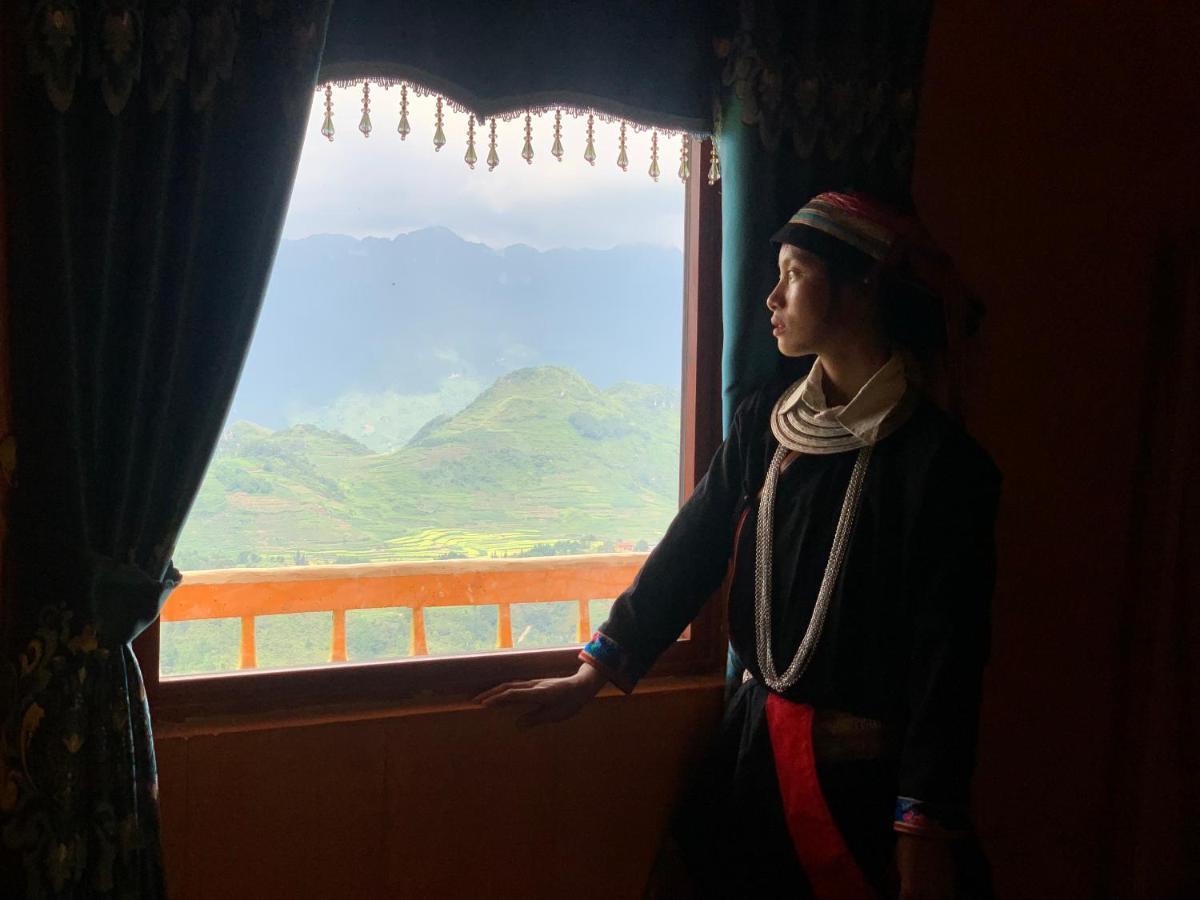 Cong Troi Homestay Ha Giang Exteriör bild