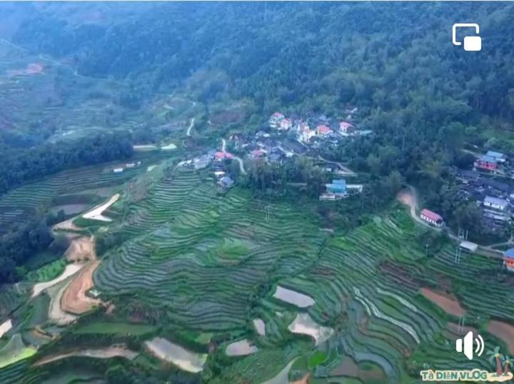 Cong Troi Homestay Ha Giang Exteriör bild